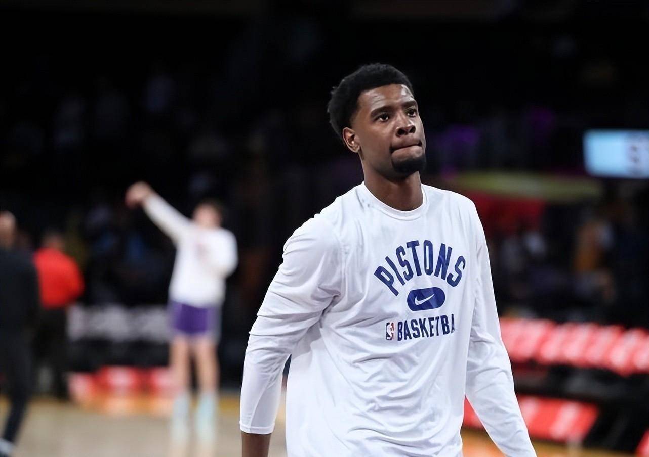 猛龙险胜阿根廷男篮，巴恩斯三分雨点燃全场