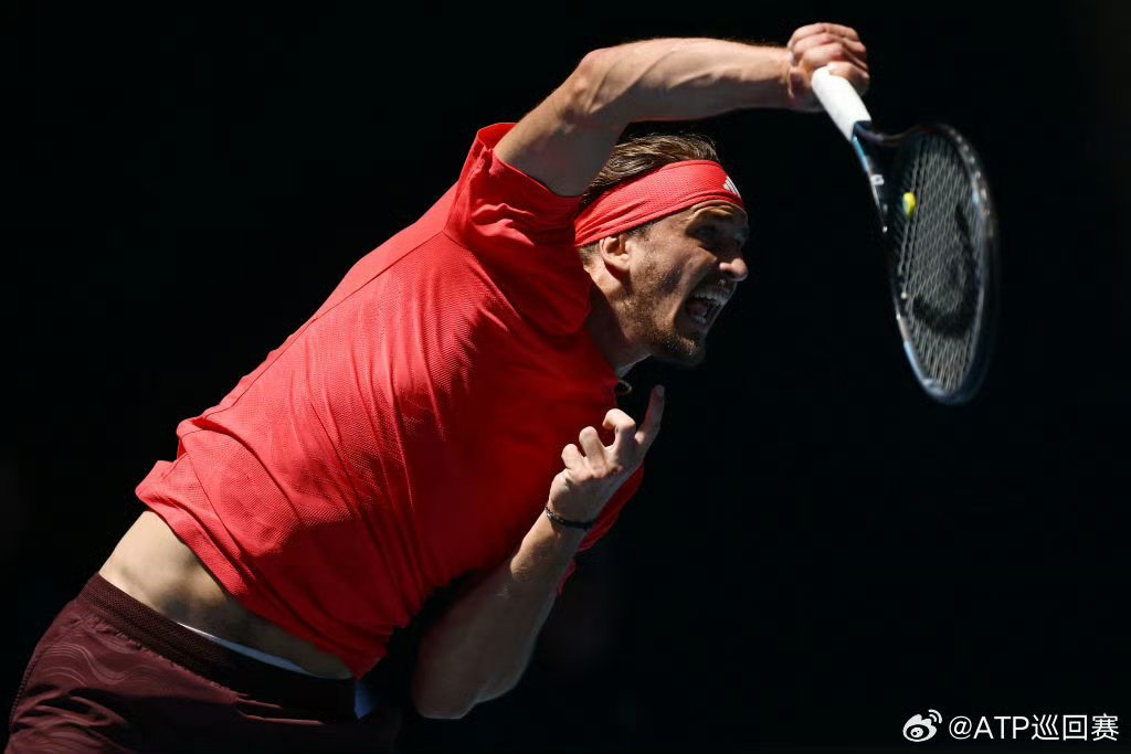 澳网绝杀温网，兹维列夫扛起全队的简单介绍