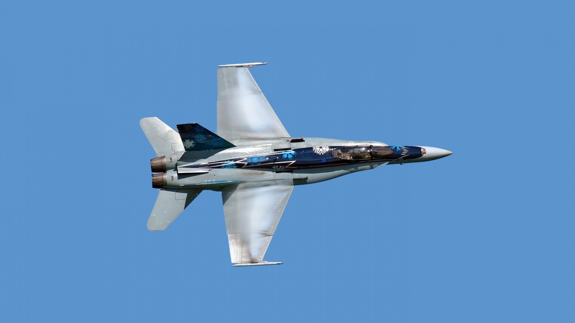 爱游戏入口-绿茵与硬木的平行战争，意甲焦点战与篮网血拼森林狼的竞技启示