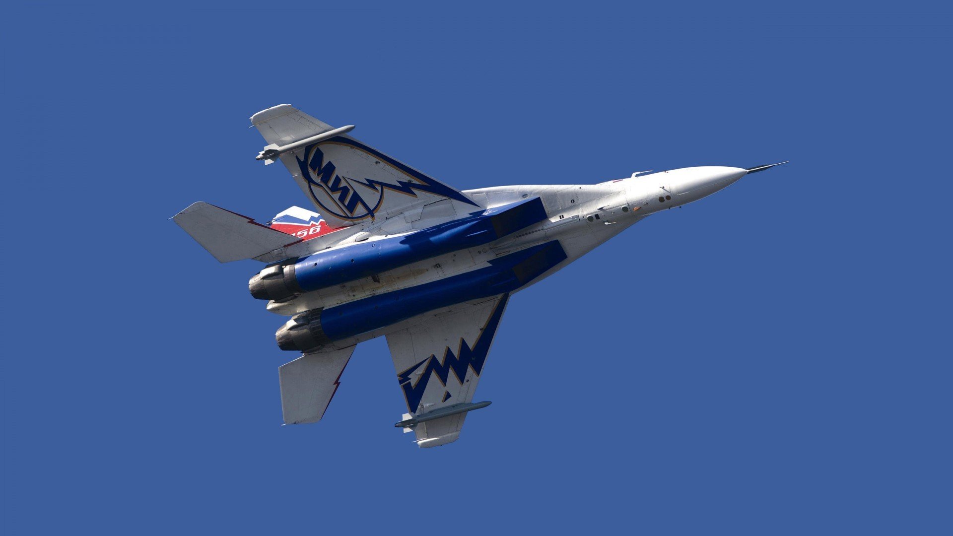 马克西轰出50+刷新纪录!热火却用一场完胜告诉全联盟,篮球的终极答案不只是个人表演