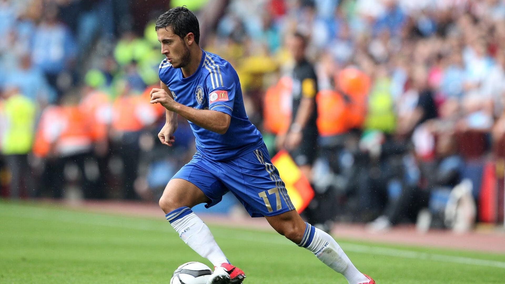 从黄蜂的阴影到决胜的晨光,武切维奇如何在上海队凤凰涅槃