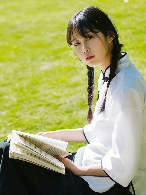 友谊的裂缝，当塞内加尔全明星遇上红黑军团，福登在缝隙中起舞