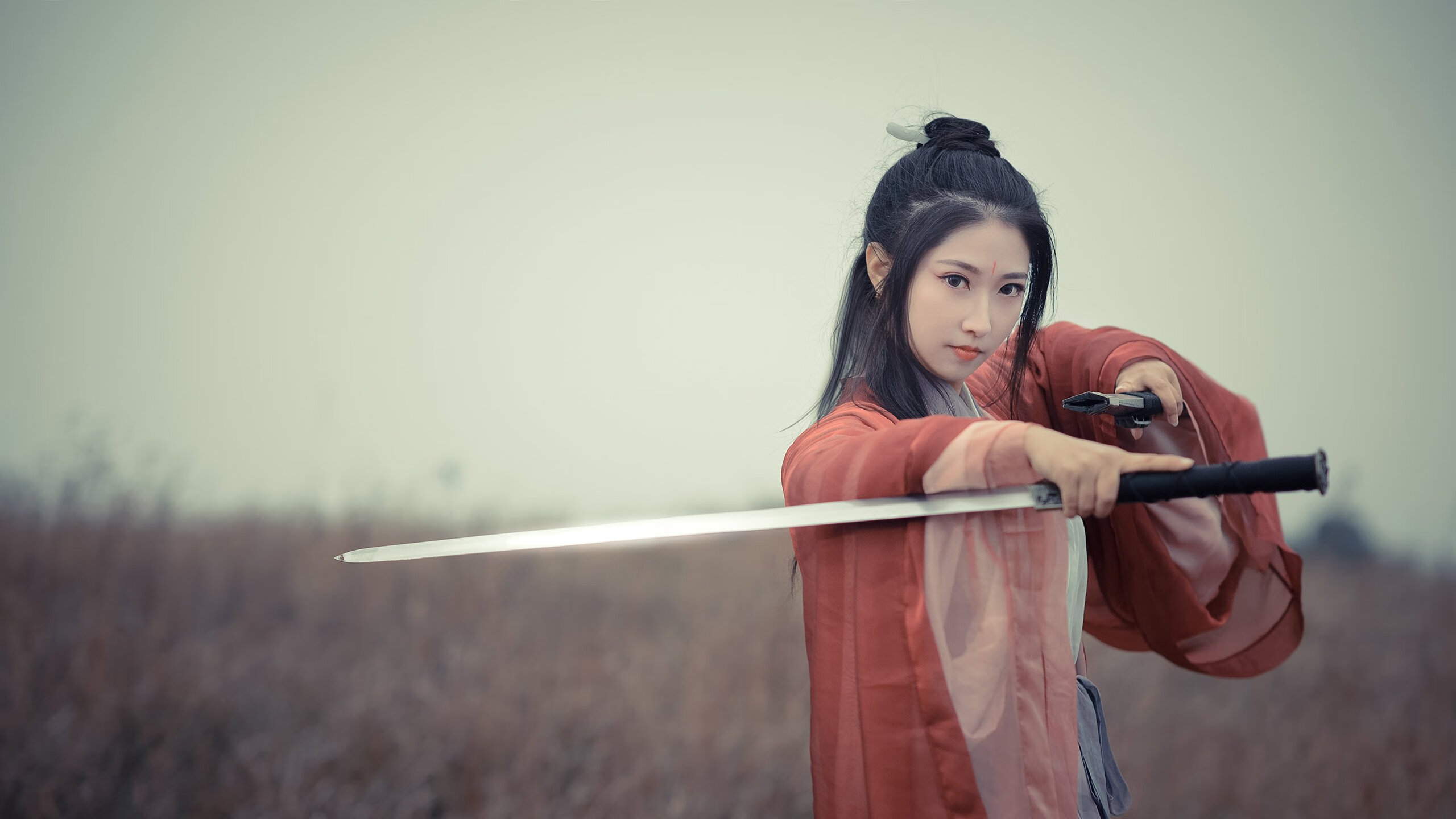 极速突破，F1街道赛焦点战与黄蜂队打穿山西队的战略共鸣