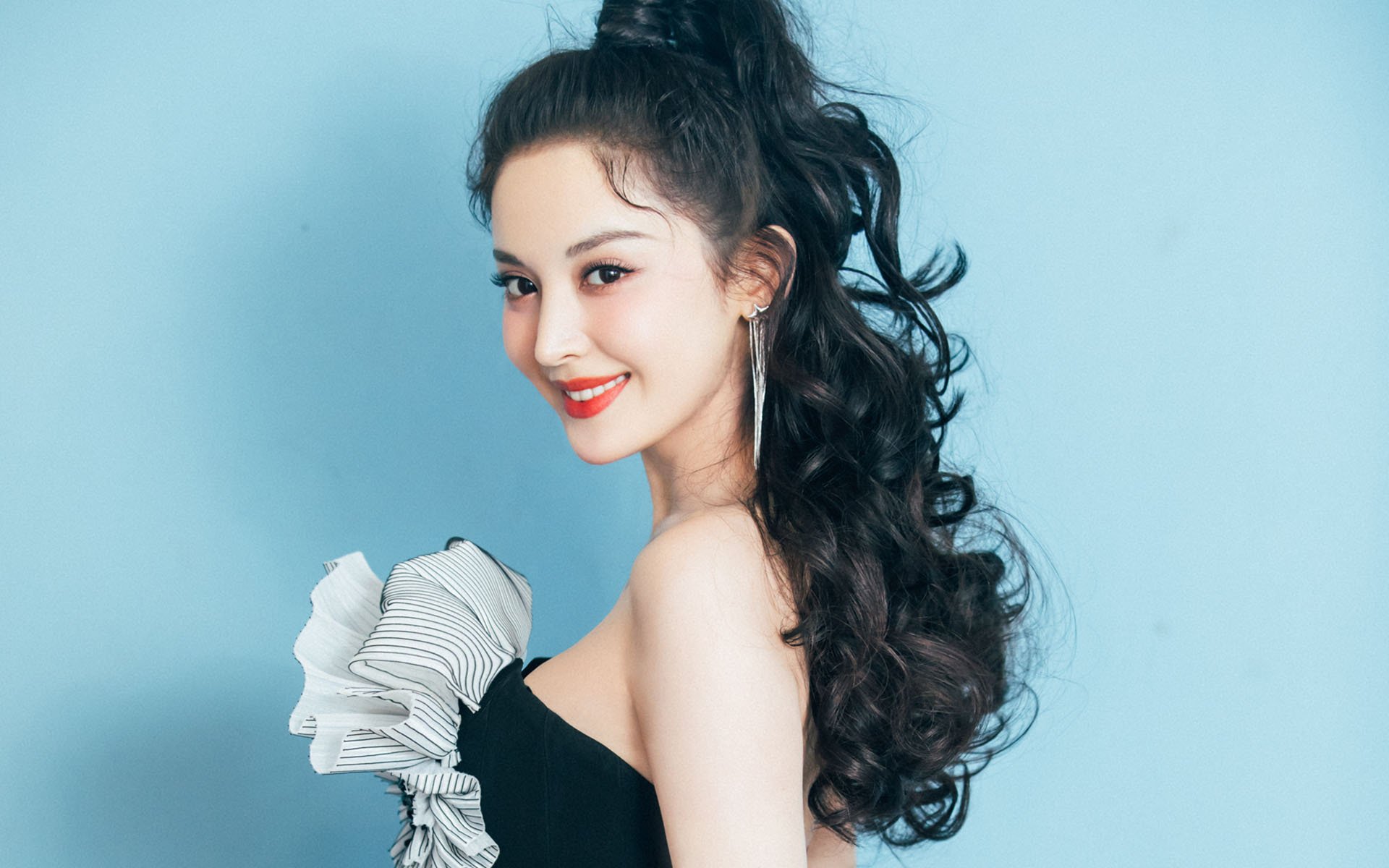 双重征服日,当托尼与切尔西同时展现统治力的终极形态